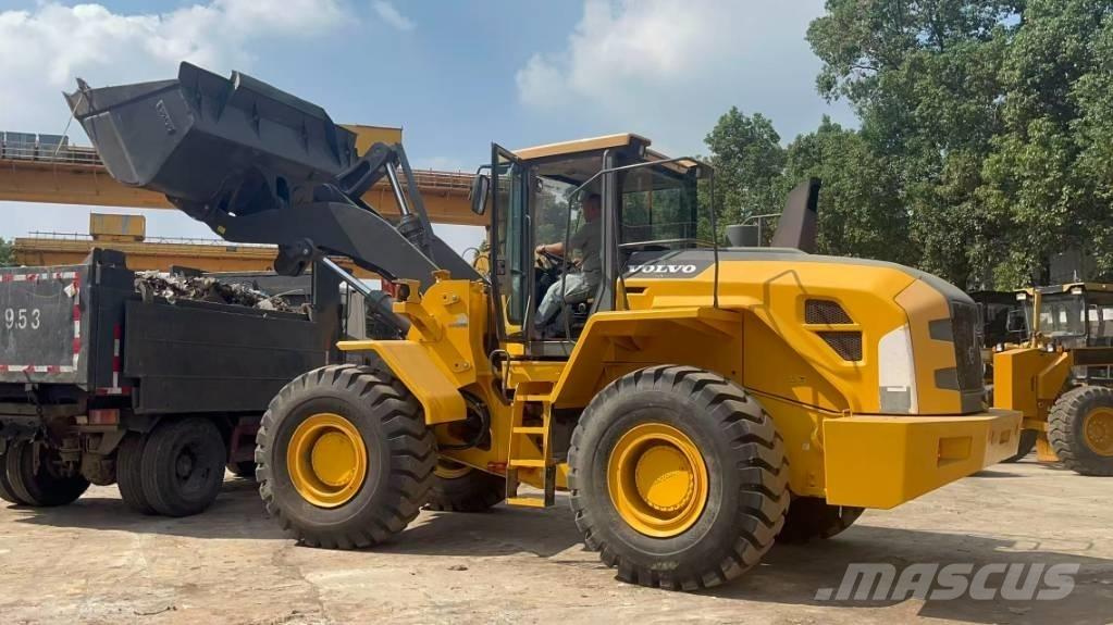Volvo L 105 輪胎式裝載機