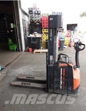 Toyota BT SWE 160 L 手動堆積機