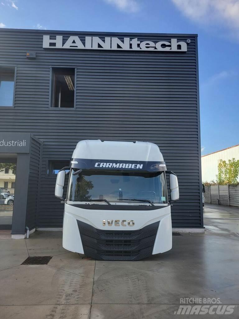 Iveco S-WAY 駕駛室與內部