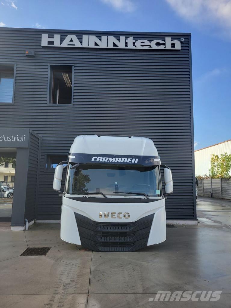Iveco S-WAY EURO 6 駕駛室與內部
