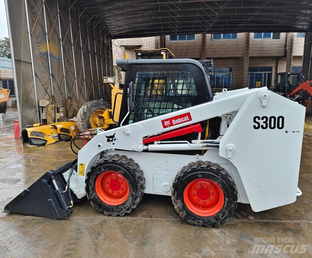 Bobcat S 300 滑移轉向裝載機
