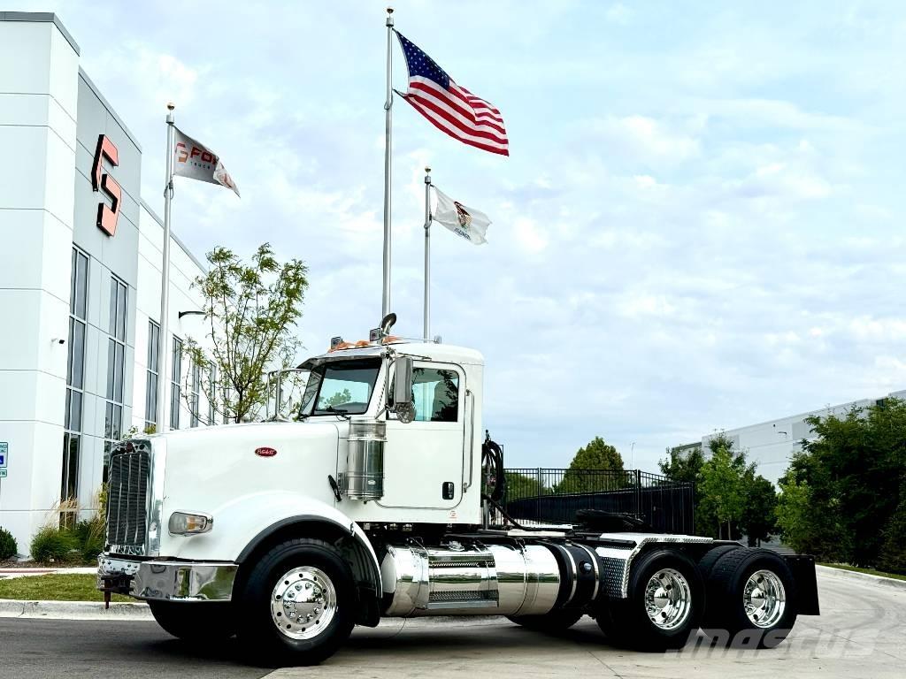 Peterbilt 367 曳引機組件