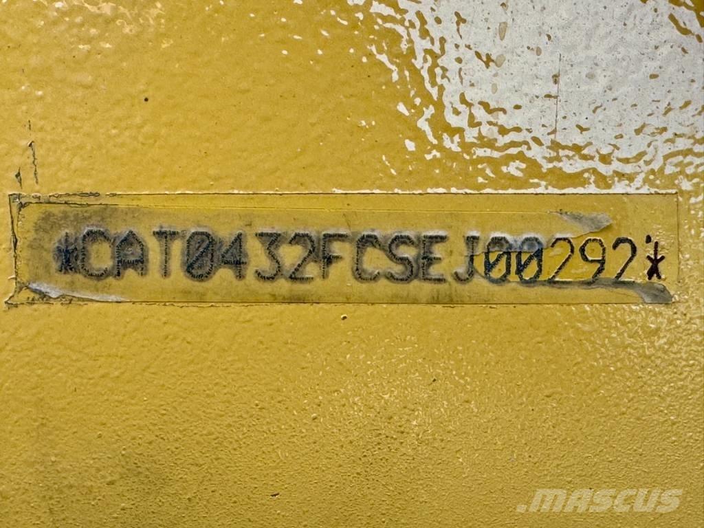 CAT 432 F 反鏟裝載機