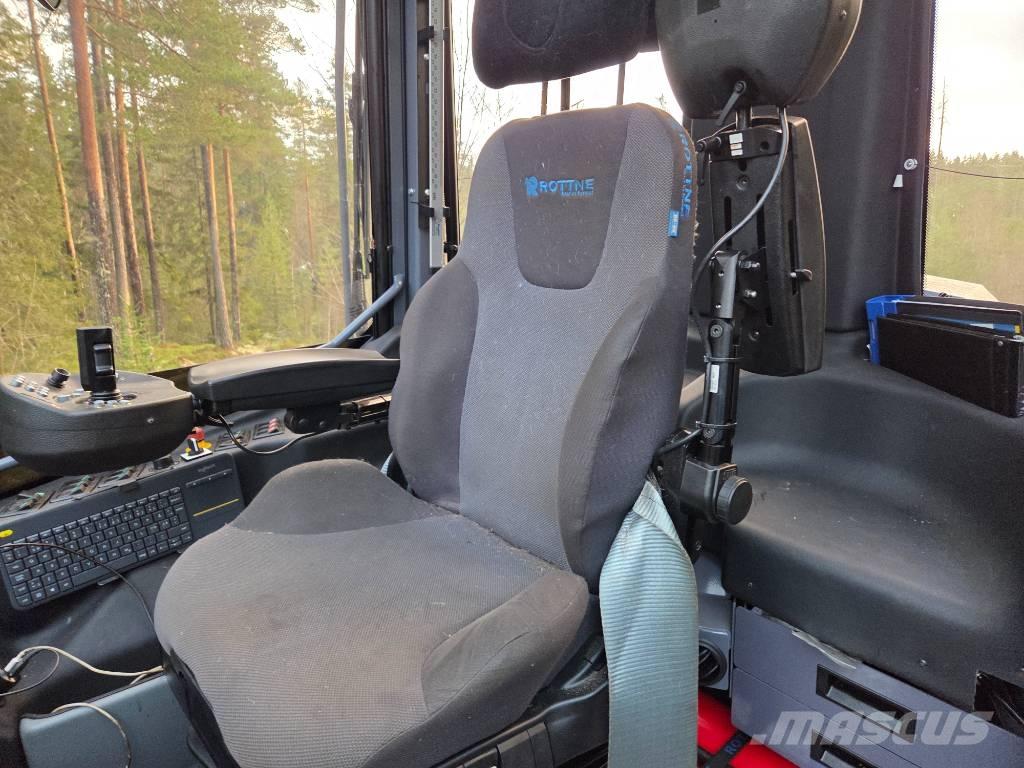 Rottne H11D 收穫機