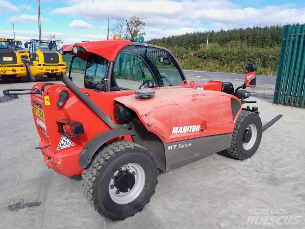 Manitou 625 伸縮臂操作車
