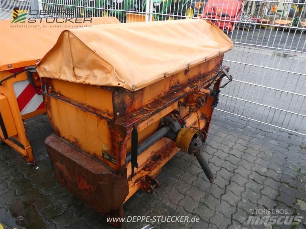 Rauch UKS 120 砂鹽撒布機