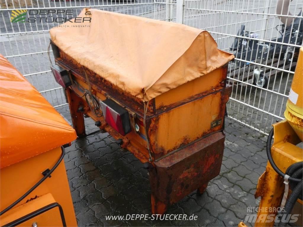 Rauch UKS 120 砂鹽撒布機