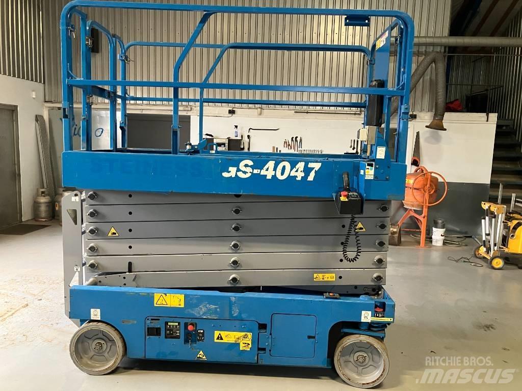 Genie GS 4047 剪式升降機