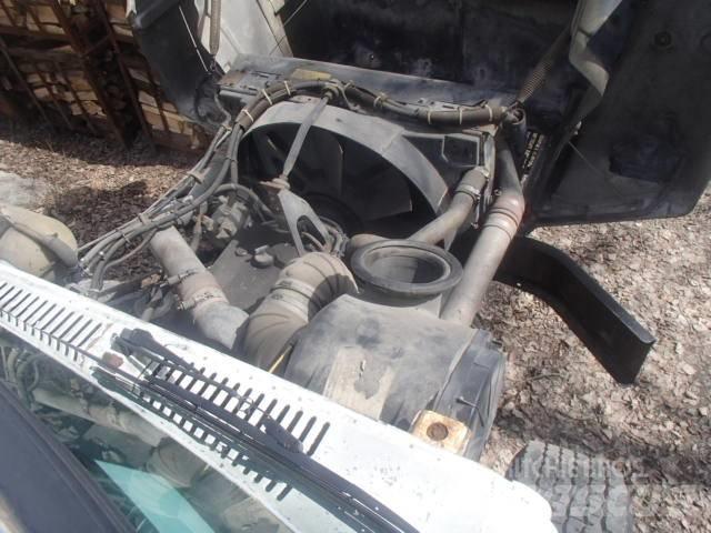 Volvo WG 商用底盤車