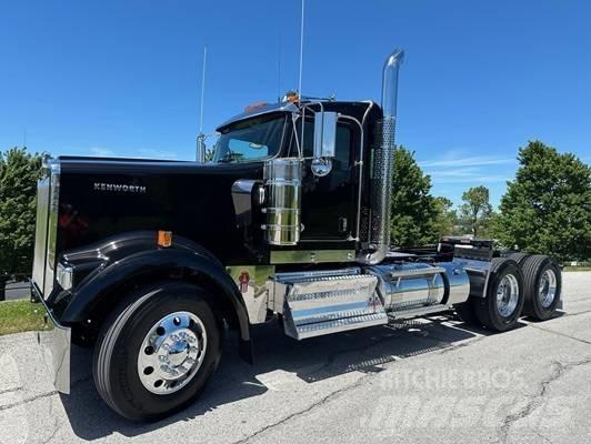 Kenworth W 900 曳引機組件