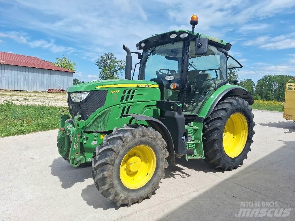 John Deere 6110R 曳引機