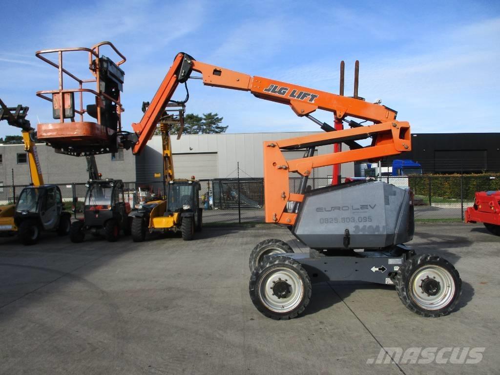 JLG 340 AJ (511) 緊湊型自走式伸縮臂式升降機