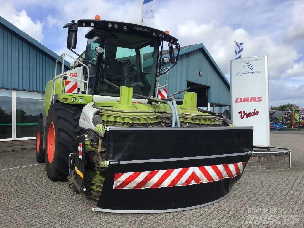 CLAAS Jaguar 960 4WD 聯合收穫機