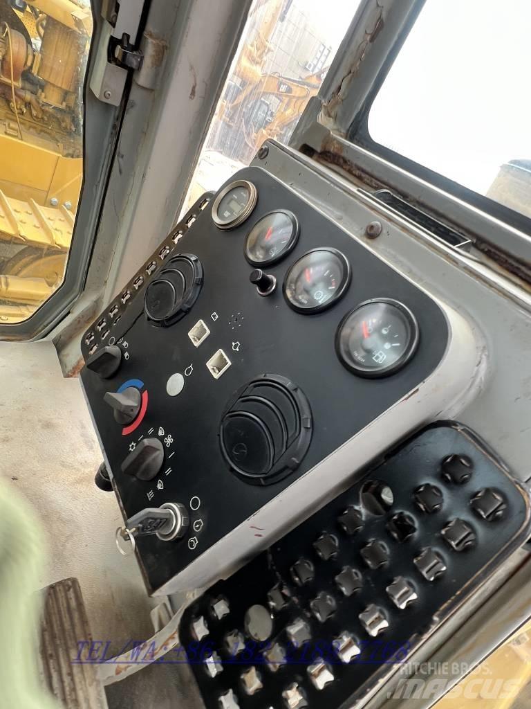 CAT D6G 履帶推土機