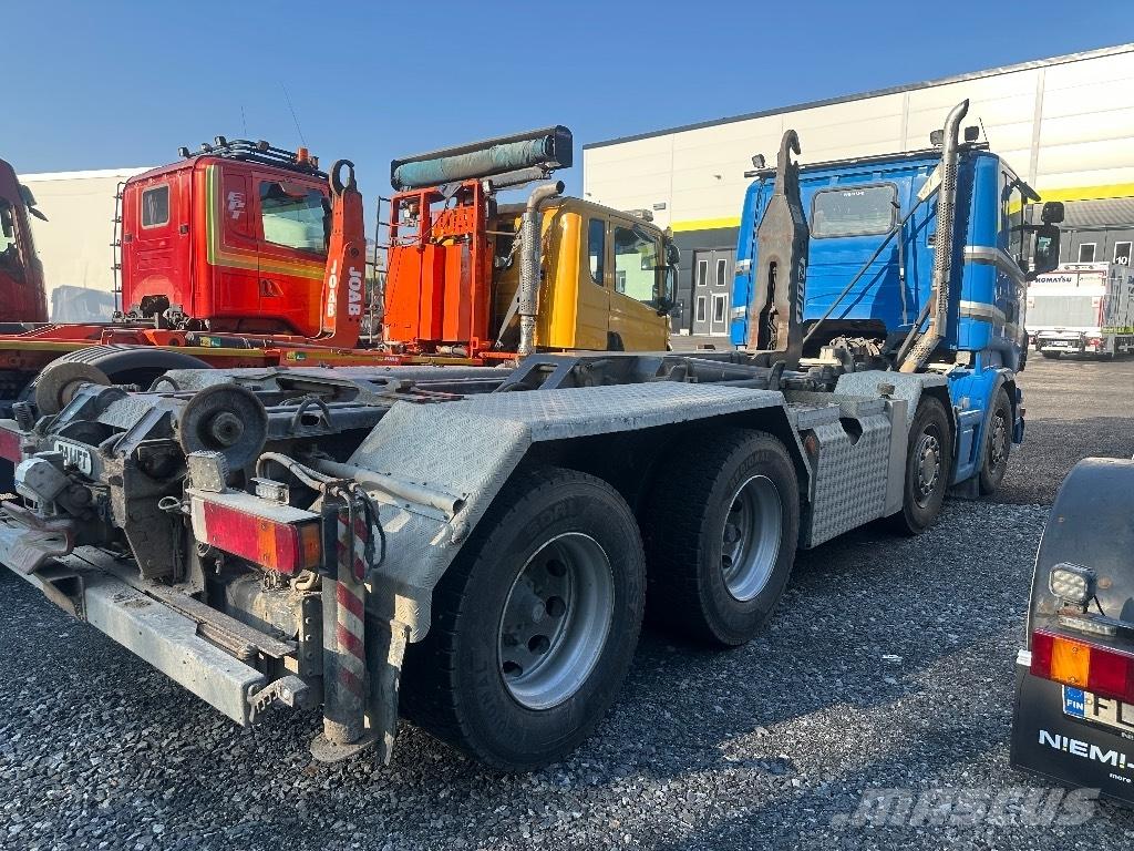 Scania R420 8X4/4 吊鉤式起重車