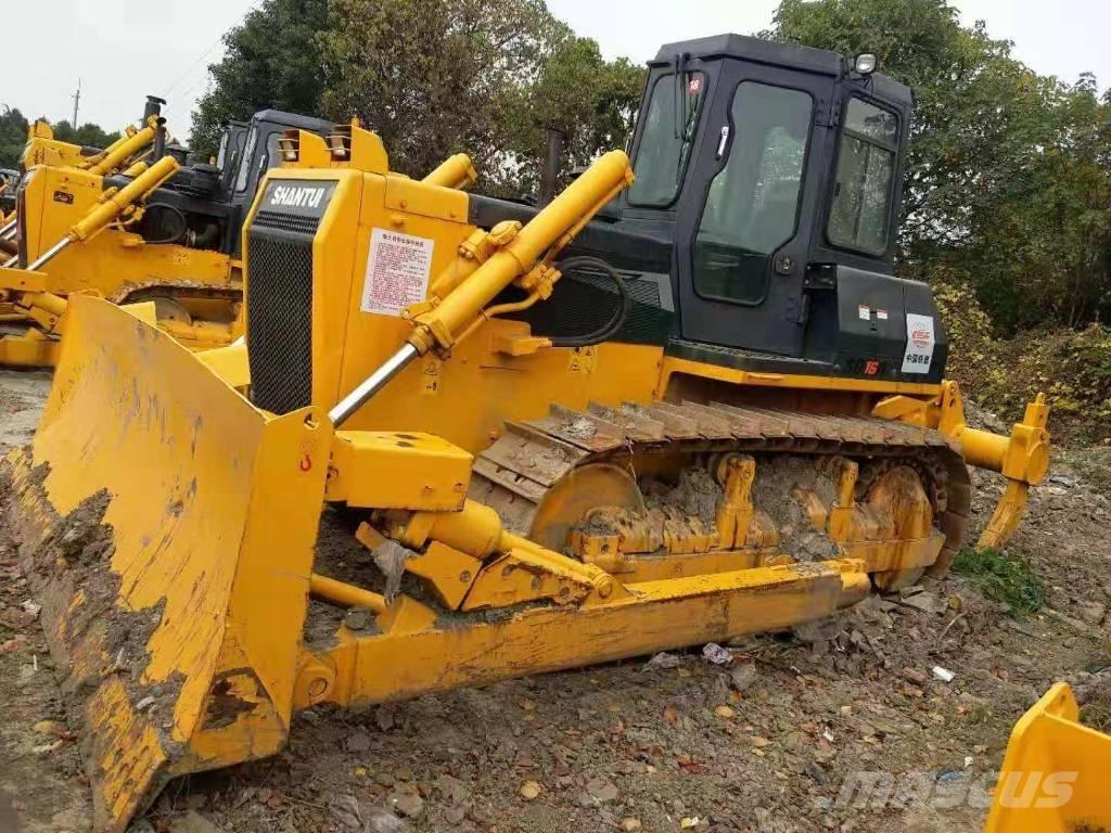 Shantui SD16 履帶推土機