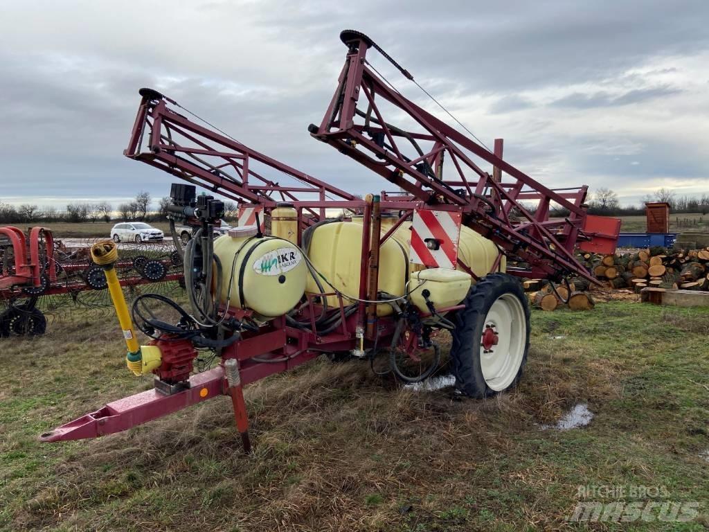 Hardi TR 2000 牽引式噴霧機