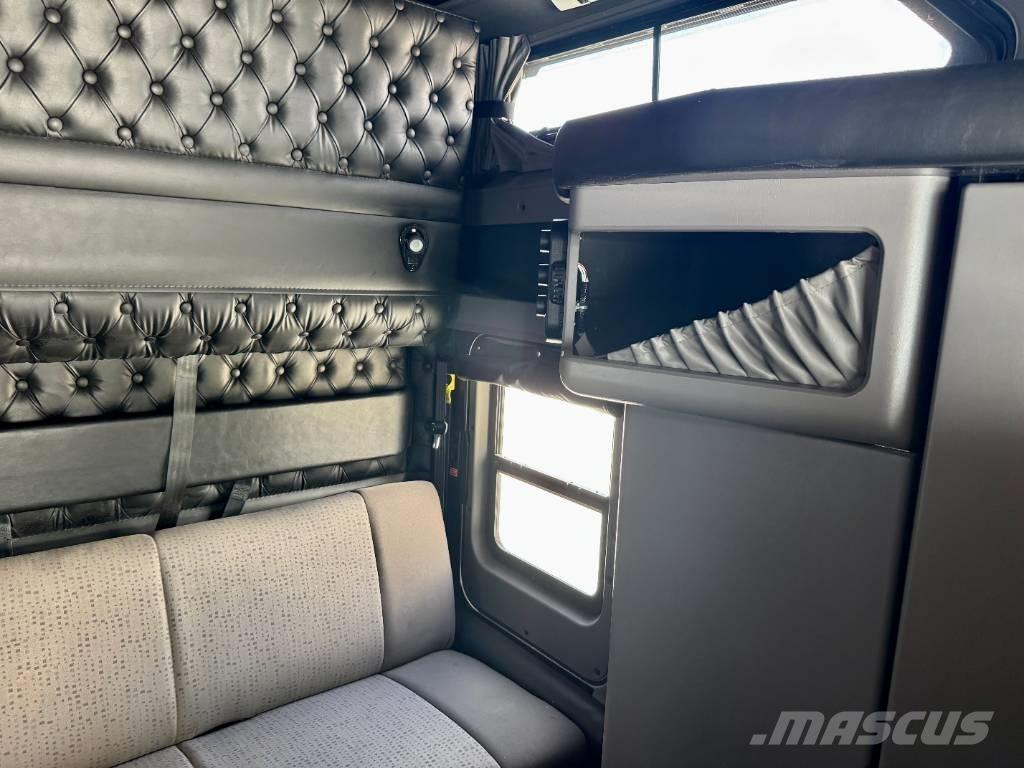 Kenworth W 900 曳引機組件
