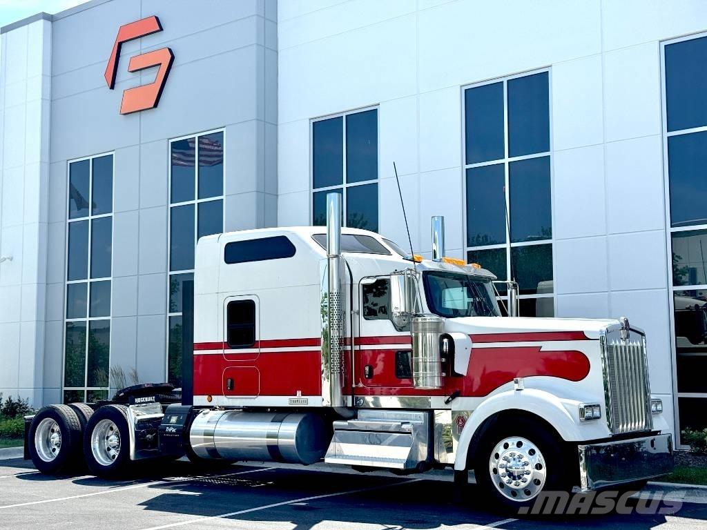 Kenworth W 900 曳引機組件