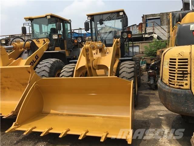 SEM 630B 反鏟裝載機