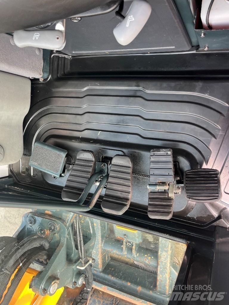 Hyundai R25Z-9 AK 小型挖土機/掘鑿機<7t(小型挖掘機)