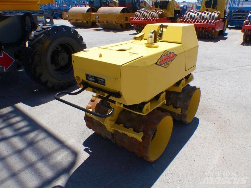 Rammax P33/24 土壤壓實機