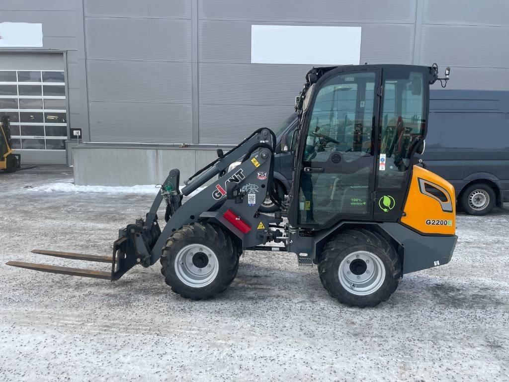Gigant 2200 E 小型裝載機