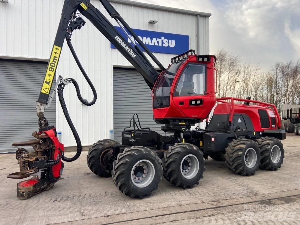 Komatsu 901XC 收穫機