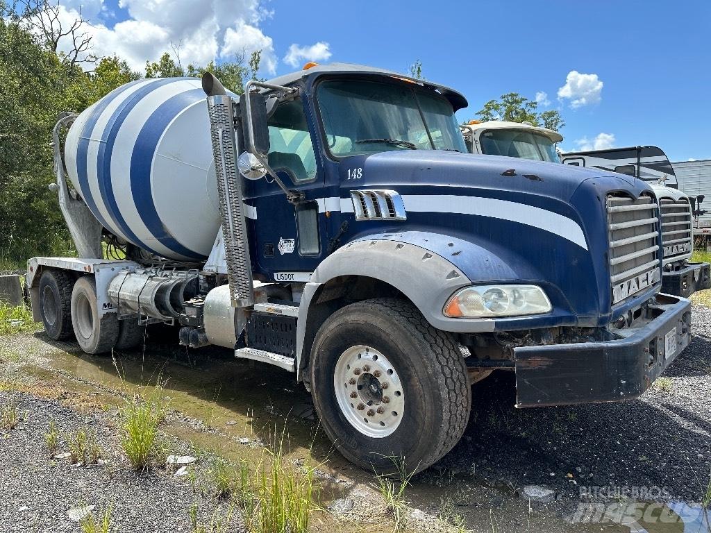 Mack GU 800 其他貨車