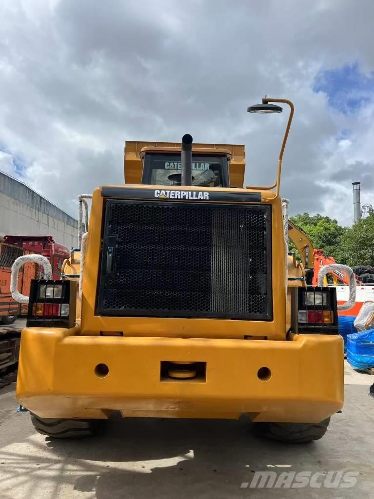 CAT 966 H 輪胎式裝載機