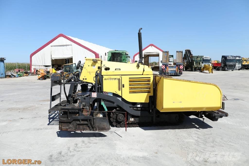 Bomag BF 222 C 瀝青攤舖機/鋪路機