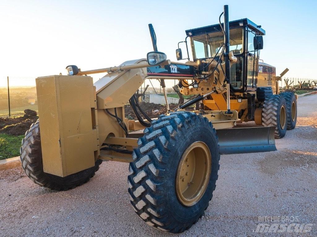 CAT 12 H VHP Plus 平土機