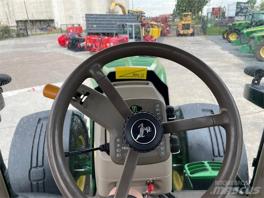 John Deere 7230 R 曳引機