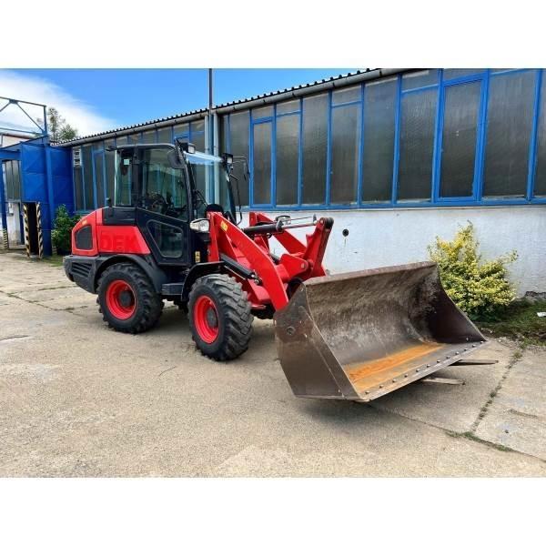 Kubota R082 輪胎式裝載機