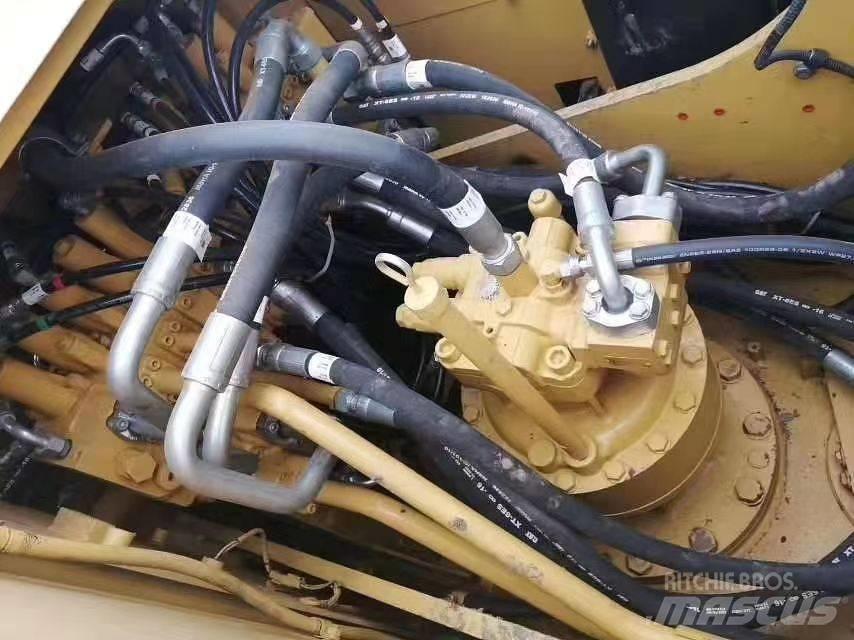 CAT 320 D 履帶式 挖土機/掘鑿機/挖掘機