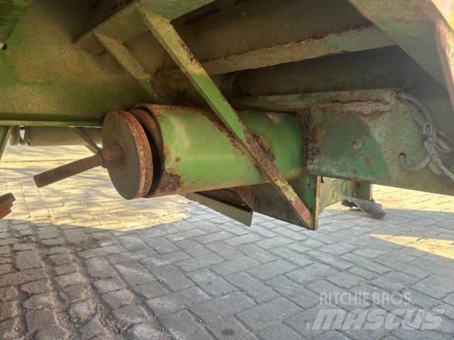Thomas Aanhangwagen 輕型拖車