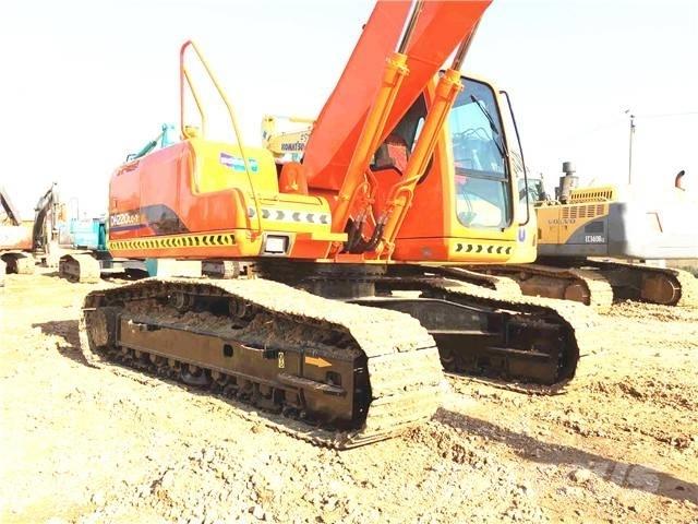 Doosan DH 220 LC-7 履帶式 挖土機/掘鑿機/挖掘機
