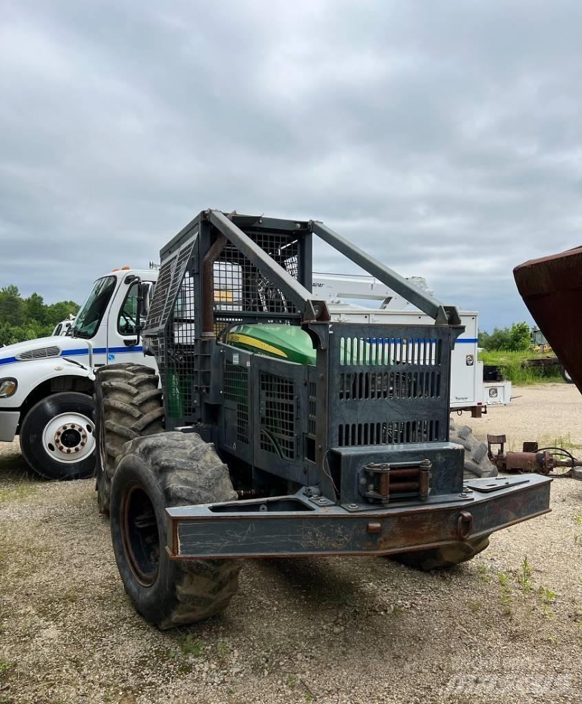 John Deere 5100 M 曳引機