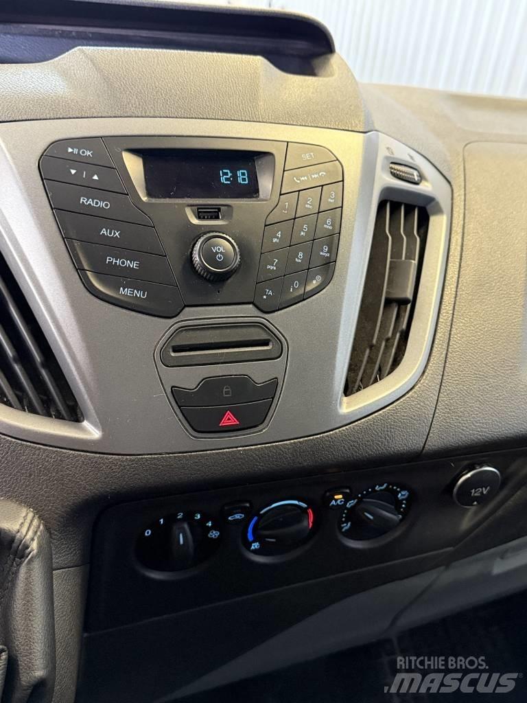 Ford Transit Custom 廂式貨物運輸車