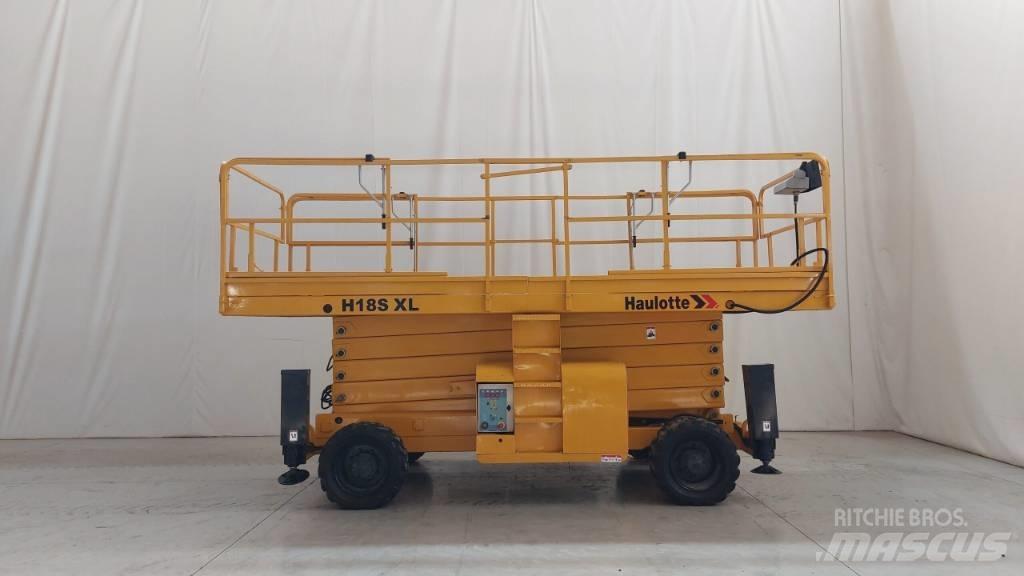 Haulotte HA 18 SXL 剪式升降機