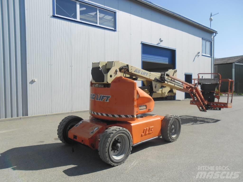 JLG E 450 AJ 曲臂高空作業車