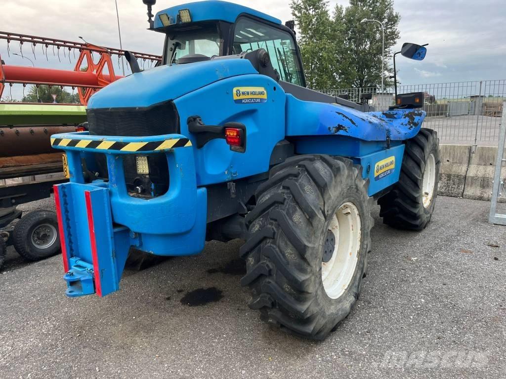 New Holland LM 430 農業用伸縮臂裝載機