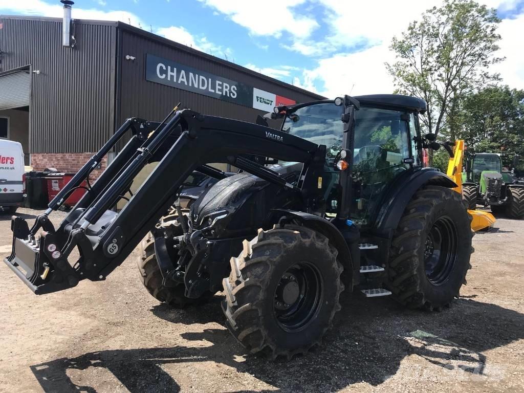 Valtra G 135 A 曳引機