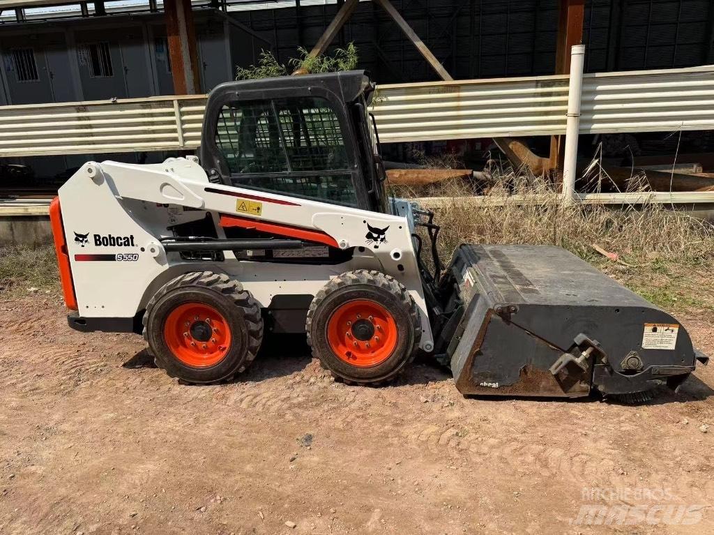 Bobcat S 550 滑移轉向裝載機