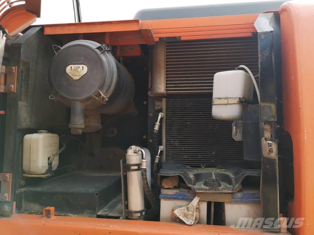 Hitachi ZX 130 W 旋轉式挖土機/掘鑿機/挖掘機