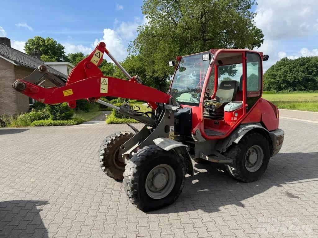 Komatsu WA70-5 輪胎式裝載機
