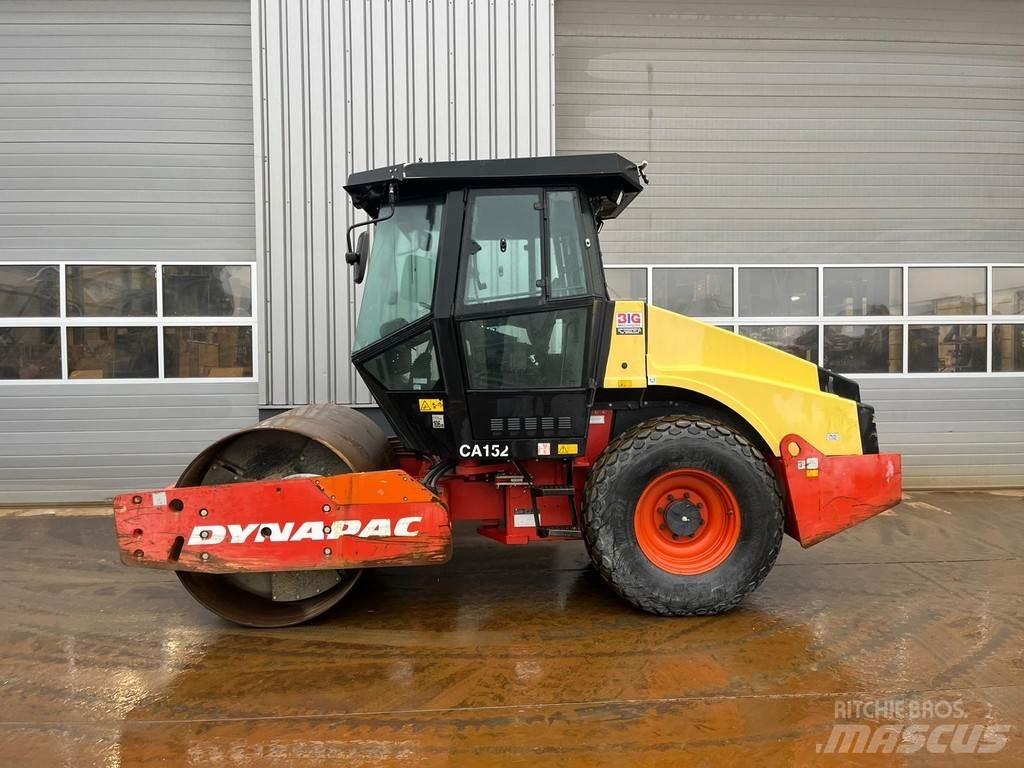 Dynapac CA152D 單輪滾壓機