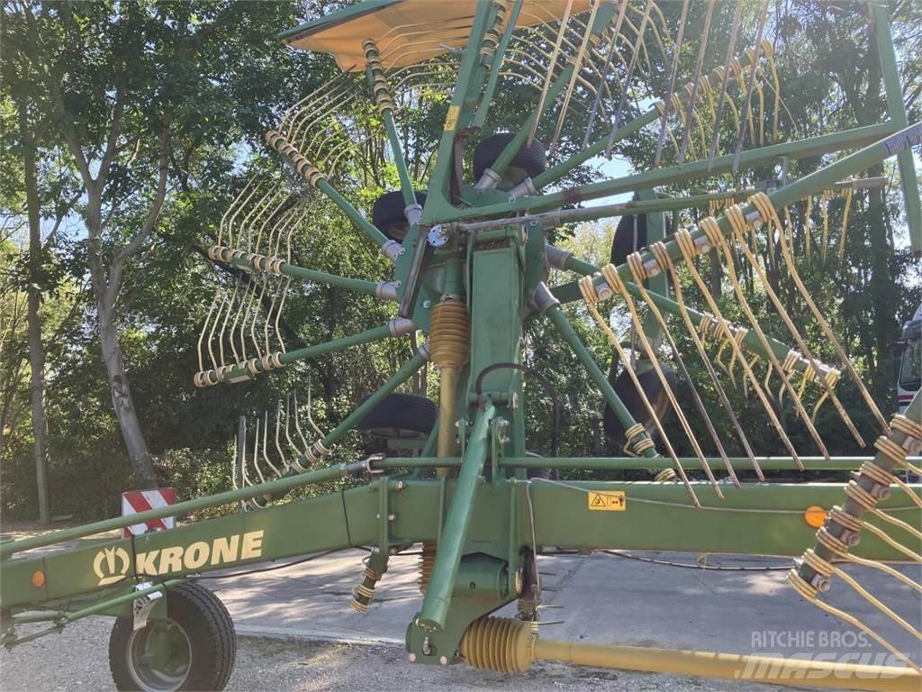 Krone Swadro 807 堆草機