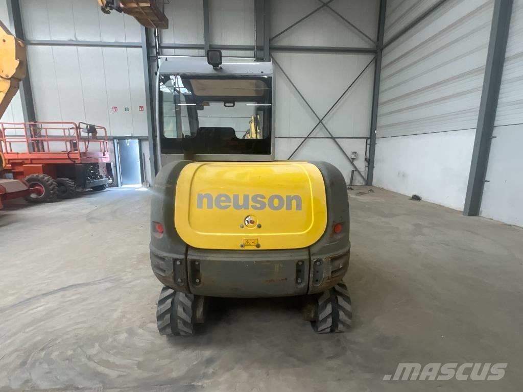 Neuson 3503 RD 小型挖土機/掘鑿機<7t(小型挖掘機)