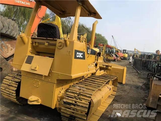 CAT D3C 履帶推土機